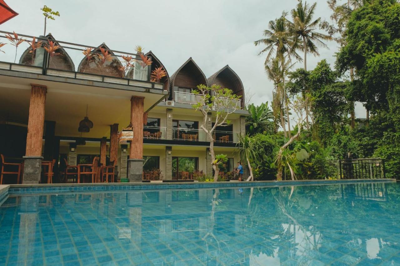 Sekar Arum Riverside Resort In Canggu Танах Лот Экстерьер фото