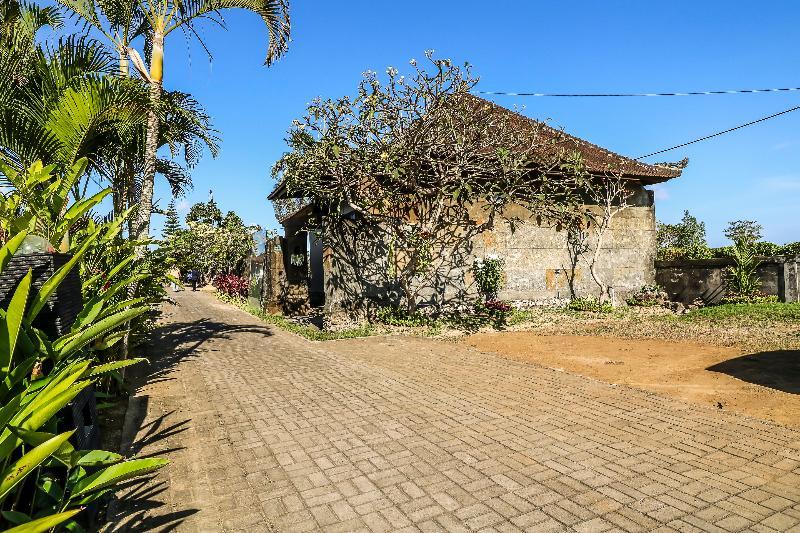 Sekar Arum Riverside Resort In Canggu Танах Лот Экстерьер фото